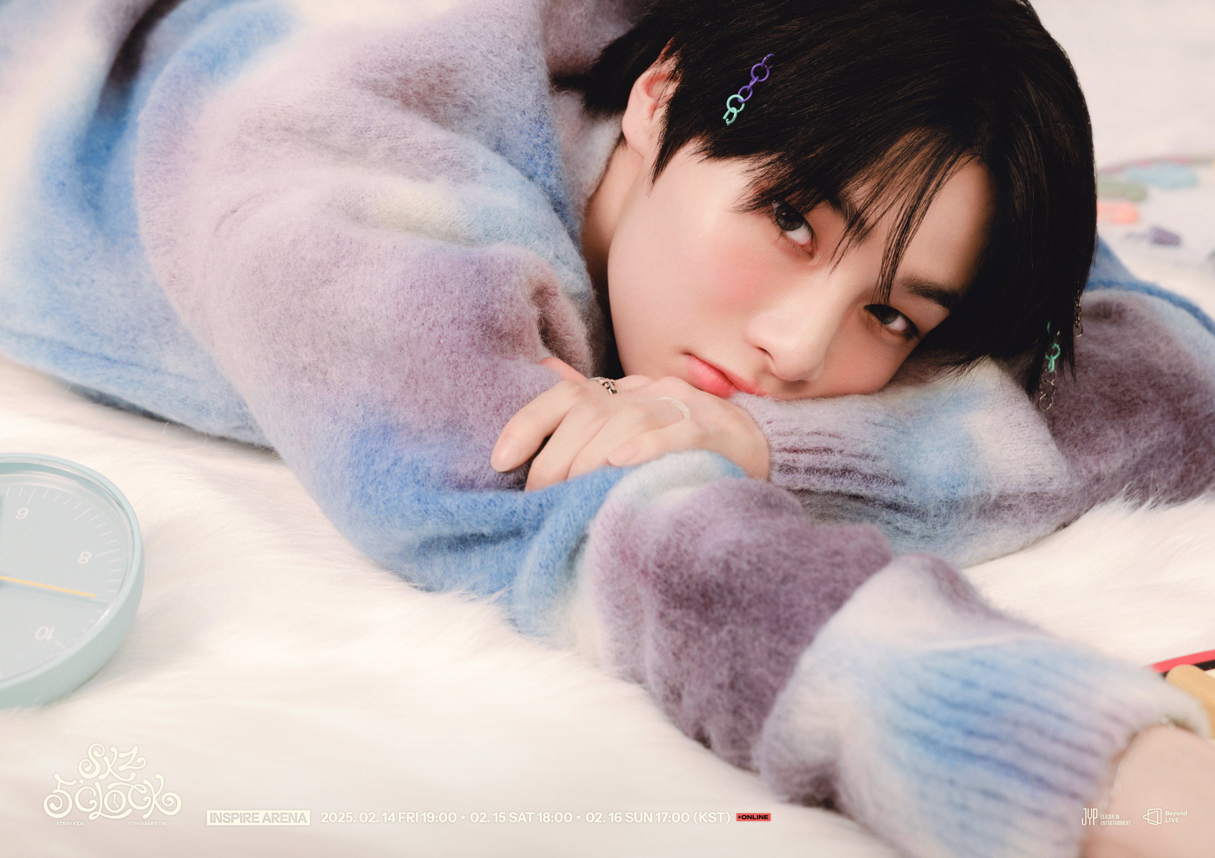 straykids ファンミSKZ5´CLOCK トラックジャケット トレカ付