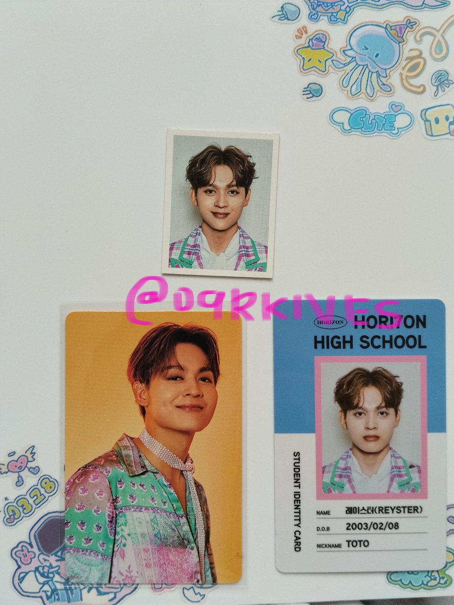 09RKIVES's tweet photo. 🛒 wts lfb ph | onhand

hori7on friendship album
— unsealed album w/ complete inclusions
— PHP 150 ea 
— PHP 100 for one version (winston pvc only)
— can choose ver and member set 
— album price + sf
— payo/ 3days dop
— good condition
— mop gcash only
— mod jnt &amp; ggxp https://t.co/J0XnneUwQ5