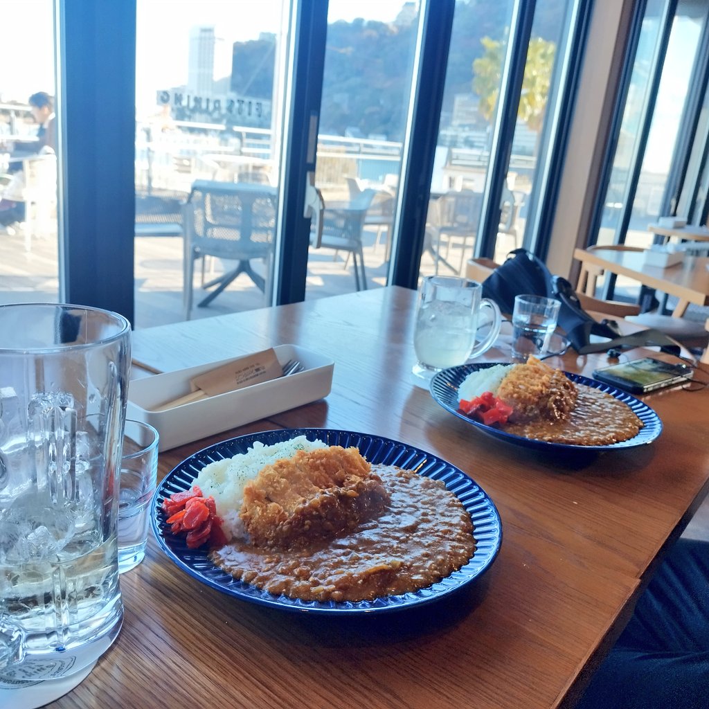 nyama0102's tweet photo. 熱海のカツカレー🍛
とかまぼこ
#熱海
#まる天
#FITSdining https://t.co/HqoCKWDyFi
