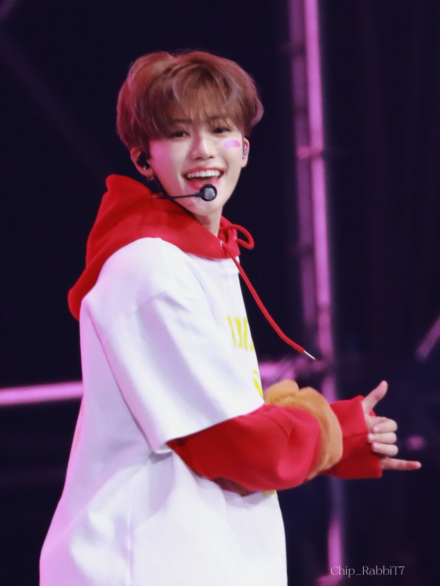 250111 SMT day1

솜사탕🥹🐰

#재민 #JAEMIN  #NCTDREAM