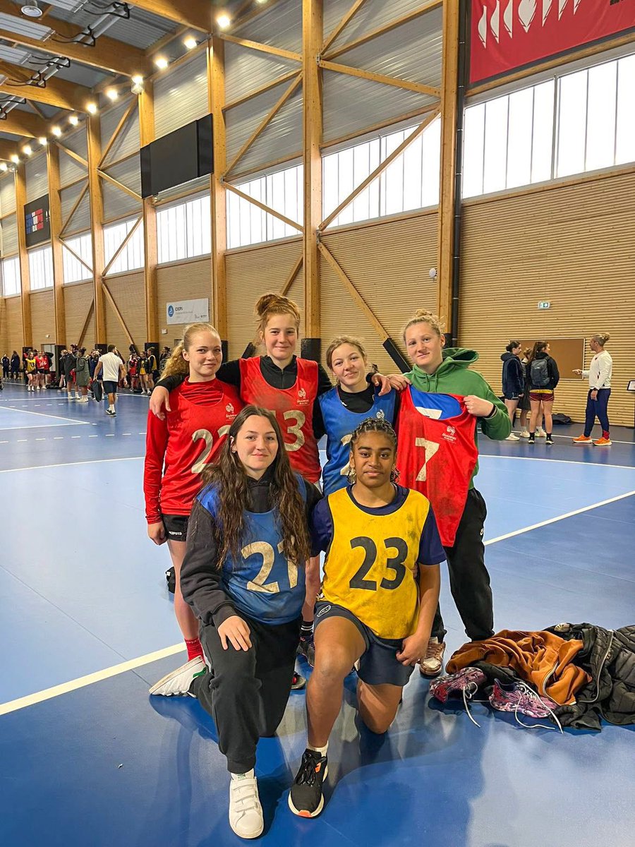 Félicitations à nos 7 U18 Judith, Alixe, Sarah, Léonie, Romane, Hortense et Agnè, sélectionnées pour le Top 74 France, qui s’est déroulé ce week-end.

L’équipe de rugby à toucher, quant à elle, n’a pas pu participer à son tournoi annulé en raison d’un terrain impraticable.