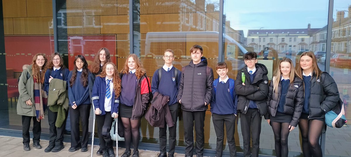 glanymorschool's tweet image. We&apos;ve made it to Cardiff University 🔢 📚 #mathsconference #mathsrules
