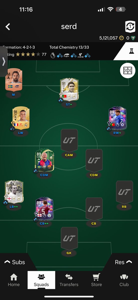 _HarrySmith2's tweet photo. @MattHDGamer who do I add to my team I’ve got 5mill to spend, these players are untradeable https://t.co/rsfrj0IHdc