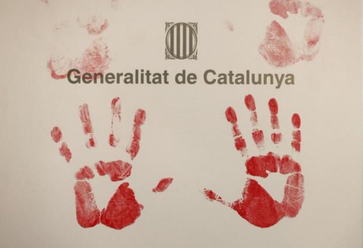 Samarretes Negres / Camisetas Negras tweet media