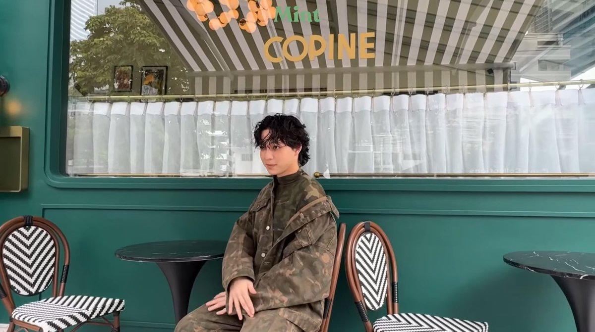 chuti_MT's tweet photo. ถ่าย Mint magazine แต่ได้ออกมาเป็นขายหัวเราะ งงมากก

MAXKYBAS MINT ZOG ZAG
#MaxkyBasXMintHangOut https://t.co/ucvnfSKwOv