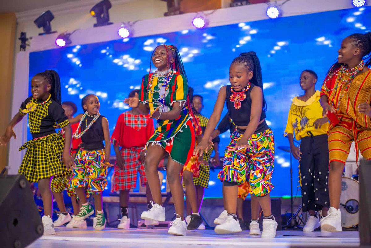 A momentous evening where Rotarians came together with one goal: promoting peace and creating lasting impact. Through your generosity, we raised an incredible $239,000 to support peace-building initiatives.

 #4thPeaceConcert #RIPresidentvisitsUG #TogetherWeCan