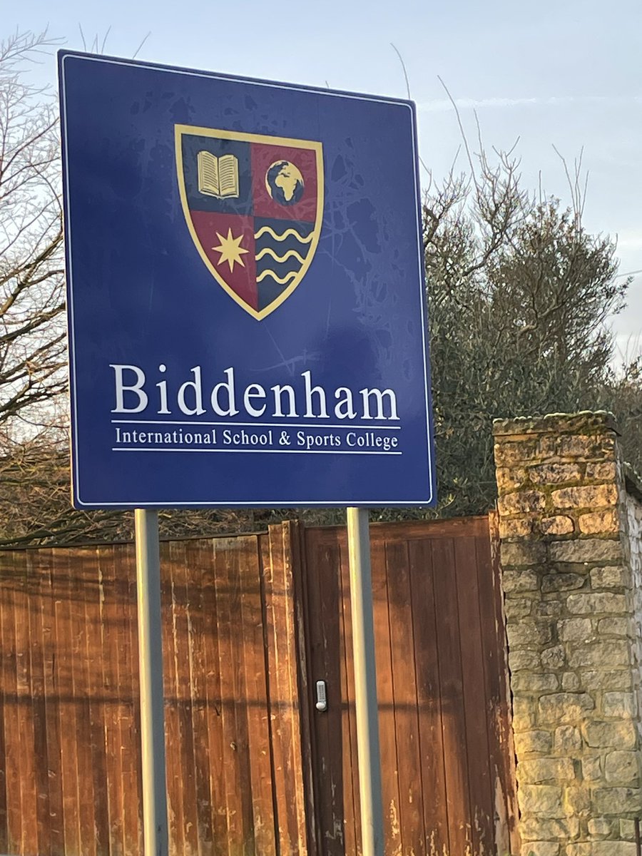 Felicity - First Give (@firstgivefh) on Twitter photo A joy to be back at our long term partner school <a href="/BiddenhamIntSch/">Biddenham Int School</a> today to kick off this yearās <a href="/FirstGiveUK/">First Give</a> programme. Year 7 already have lots of awareness of the #SocialIssues they could tackle in their #community. I canāt wait to see what they get up to!
#MondayMotivation A joy to be back at our long term partner school <a href="/BiddenhamIntSch/">Biddenham Int School</a> today to kick off this yearās <a href="/FirstGiveUK/">First Give</a> programme. Year 7 already have lots of awareness of the #SocialIssues they could tackle in their #community. I canāt wait to see what they get up to!
#MondayMotivation