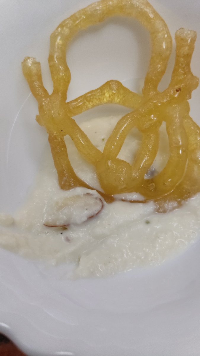 ekvaish's tweet image. रबड़ी जलेबी was ok but दही जलेबी is love और दही जलेबी दिल्ली ncr में कहां मिलती है ? #dahijalebi #delhincr