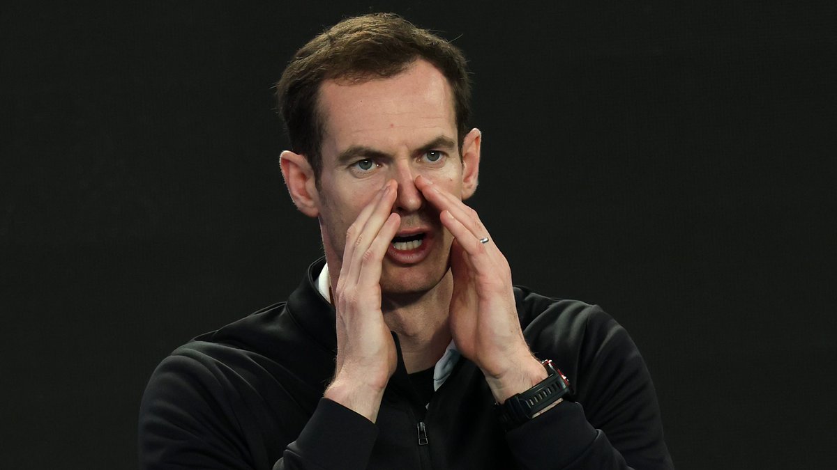AustralianOpen's tweet photo. The many moods of Coach Andy 😅

#AO2025 https://t.co/dggRGqwnDV