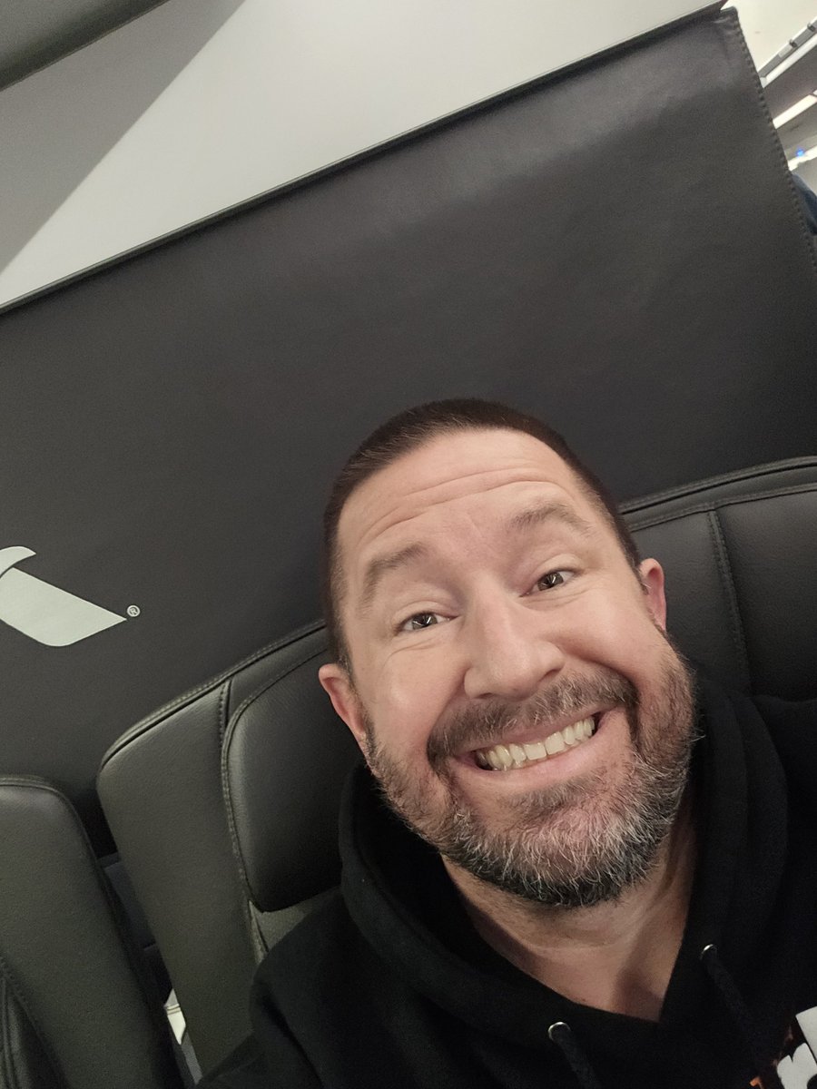 madisonteacher's tweet image. Heading to Orlando for both the @fetc #fetc2025 and the SOURCES Conferences. Can't wait for this jam-packed week of learning and presenting @BRInstitute resources! #airplaneselfie #sschat #socialstudies365