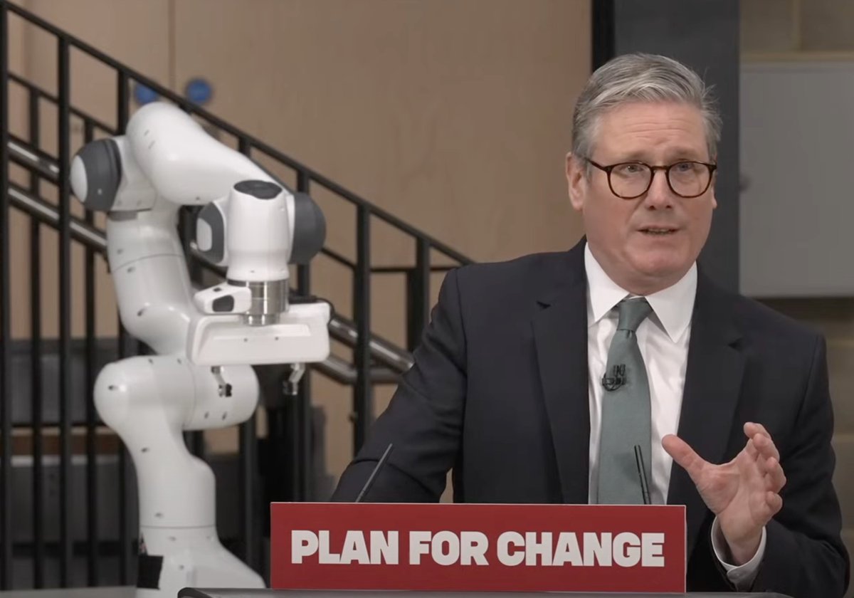 Conservatives tweet media