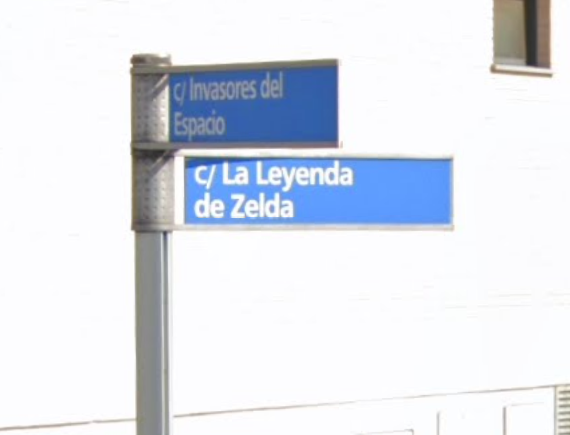 javucho_3's tweet image. OJO que en Zaragoza ya hay un barrio con calles de nombres de videojuegos míticos 😱👾

Calle Fantasía Final (y vivir en el 7), Invasores del Espacio, Tetris o Calle de la Leyenda de Zelda 😍

Os dejo dirección para ser vecinos😂
google.com/maps/@41.63609…