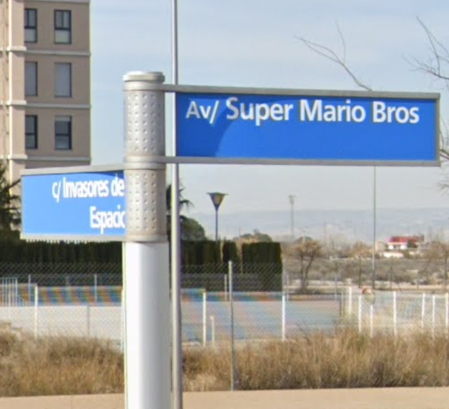 javucho_3's tweet image. OJO que en Zaragoza ya hay un barrio con calles de nombres de videojuegos míticos 😱👾

Calle Fantasía Final (y vivir en el 7), Invasores del Espacio, Tetris o Calle de la Leyenda de Zelda 😍

Os dejo dirección para ser vecinos😂
google.com/maps/@41.63609…