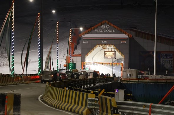 aashiya_mir's tweet photo. For decades, the lack of connectivity hindered #Kashmir's potential. The Z-Morh Tunnel is a game-changer, paving the way for prosperity and integration. Radical narratives cannot dim this beacon of hope. #KashmirOnTheRise https://t.co/jLUt33xNB4