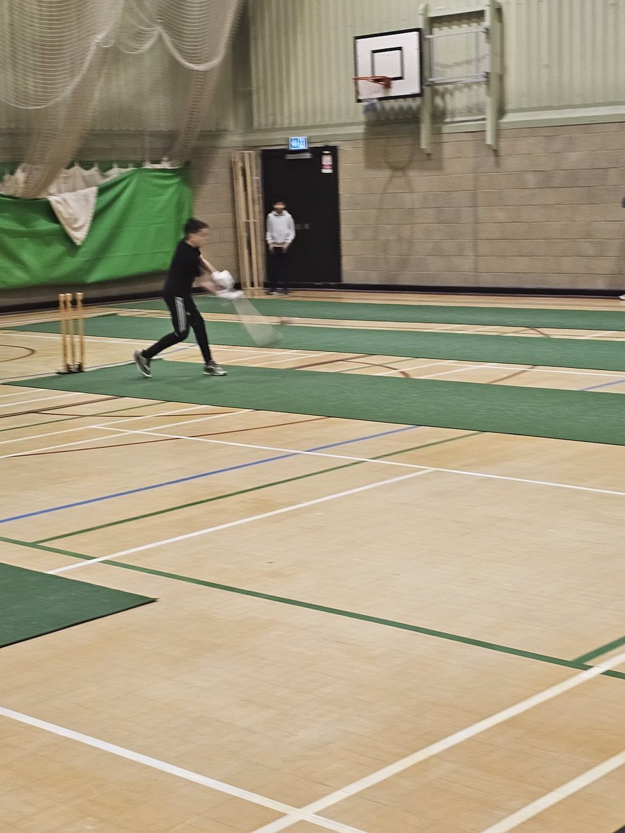 🏏 Training is back at Shinfield CC! 🏏

Great to see players of all ages, from colts to adults, getting involved as the 2025 season preparations begin! 🌟 Whether you're new to cricket or a seasoned player, there's a place for you here.

Join us and be part of the action –