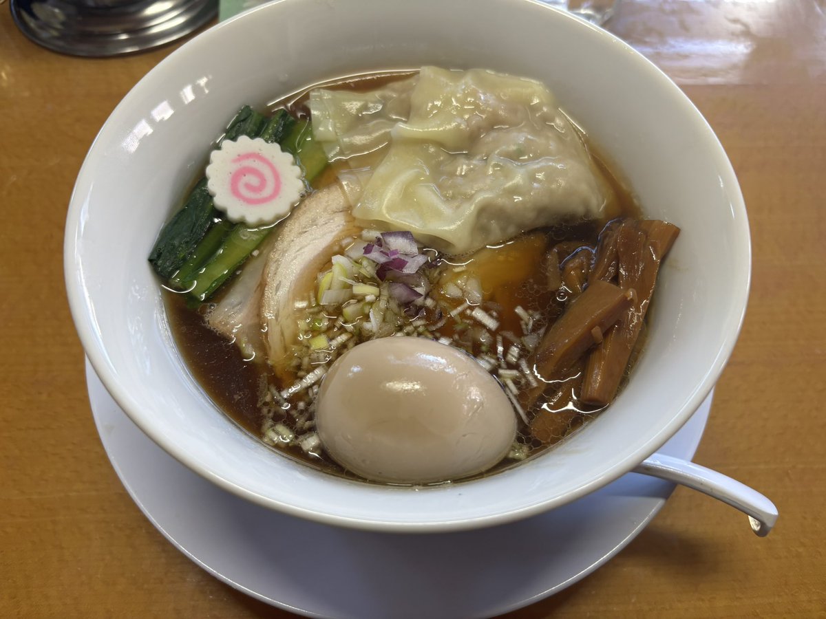 kkamesan's tweet photo. 竹ちゃんラーメン、家から歩いて2分。綺麗なラーメン https://t.co/yL5OQyyNIy