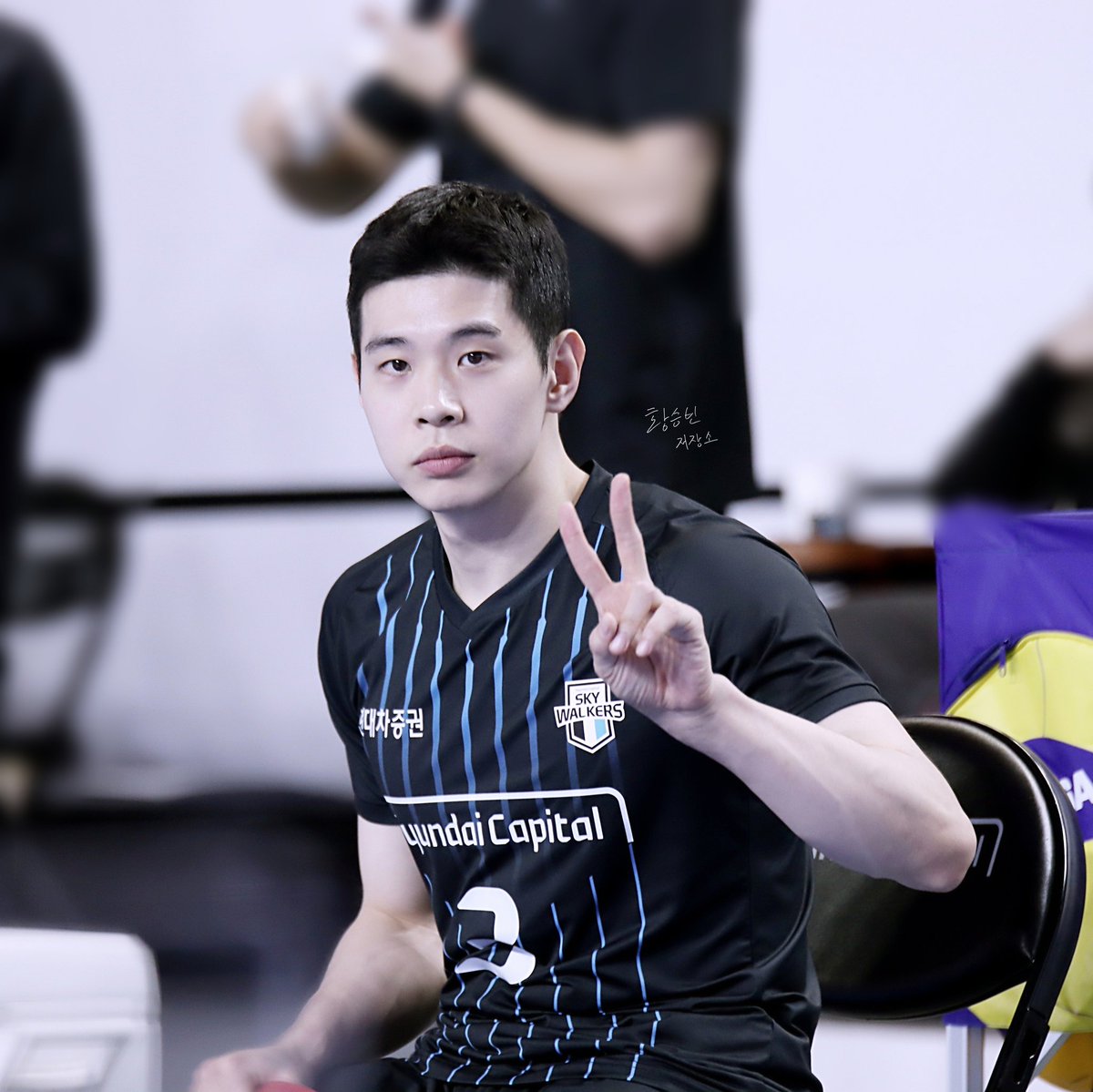 김코난 tweet media