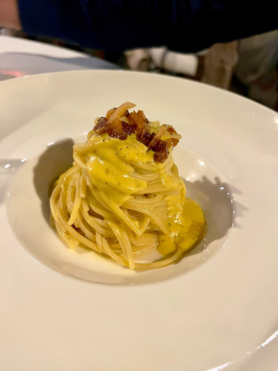 Edelweiss_Delp's tweet photo. Feast your senses with a culinary journey at Splendido in Dubai. An authentic Italian food experience with wonderful service. The Al fresco setting is stunning too #travel #foodie #italian #carltonritzhotel #dubai #dubailife #UAE🇦🇪 #culinaryjourney #Splendido https://t.co/c0XgDL73Dq