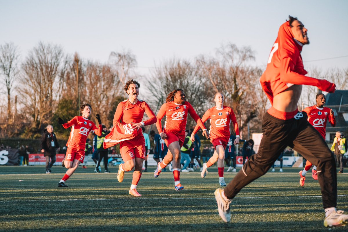 MaladrerieCaen's tweet photo. Une très bonne semaine à tous 🥰

#MOSPSG #CoupeGambardella https://t.co/Anb6s7k47Z