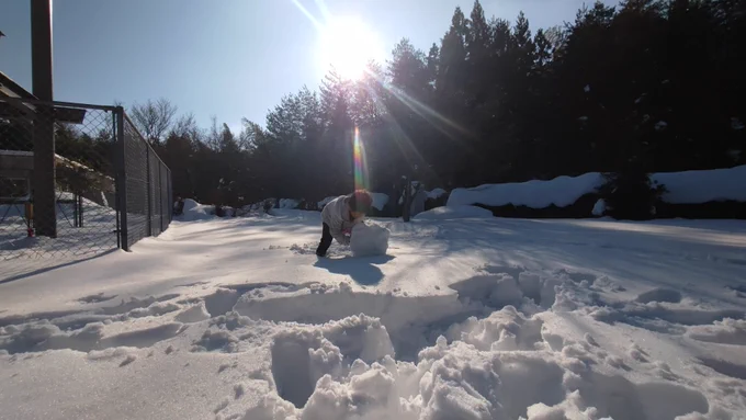 雪遊びしました