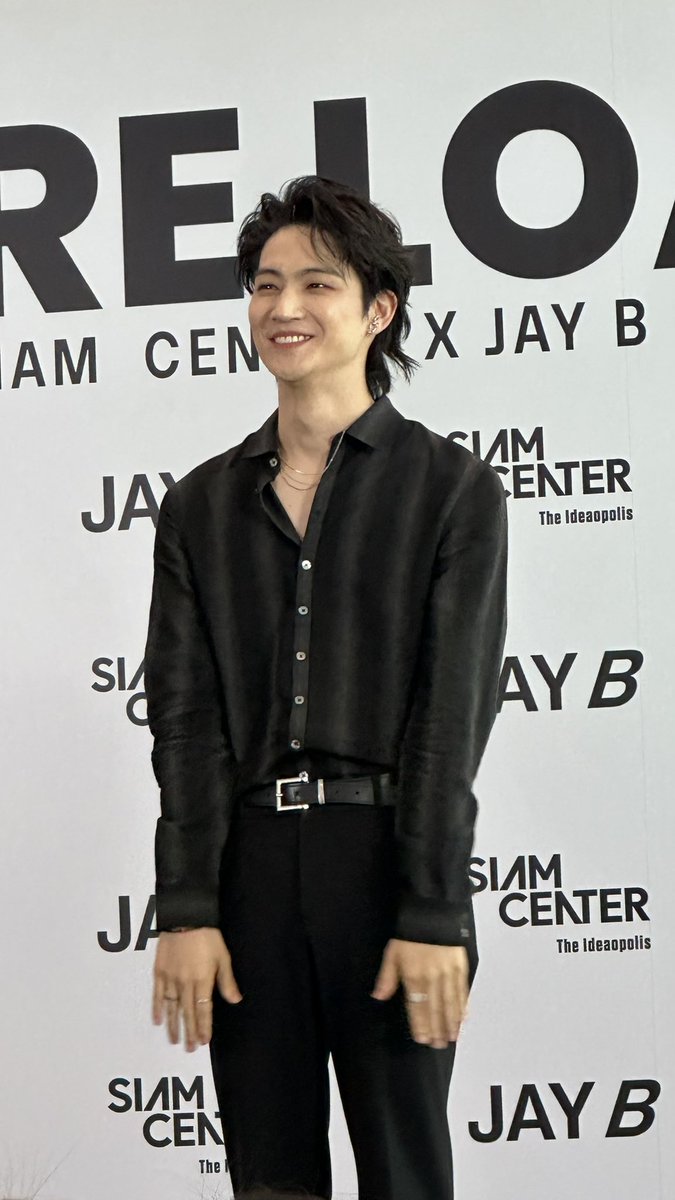 ruen1971's tweet photo. ชอบแจบอม ตอนยิ้ม ที่สุด #SiamCenterxJAYB
#สยามเซ็นเตอร์มีJAYB
#JAYB @jaybnow_hr https://t.co/ae1bhPxg0d