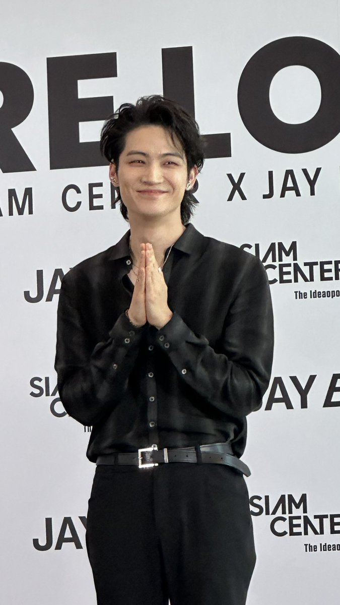 ruen1971's tweet photo. ชอบแจบอม ตอนยิ้ม ที่สุด #SiamCenterxJAYB
#สยามเซ็นเตอร์มีJAYB
#JAYB @jaybnow_hr https://t.co/ae1bhPxg0d