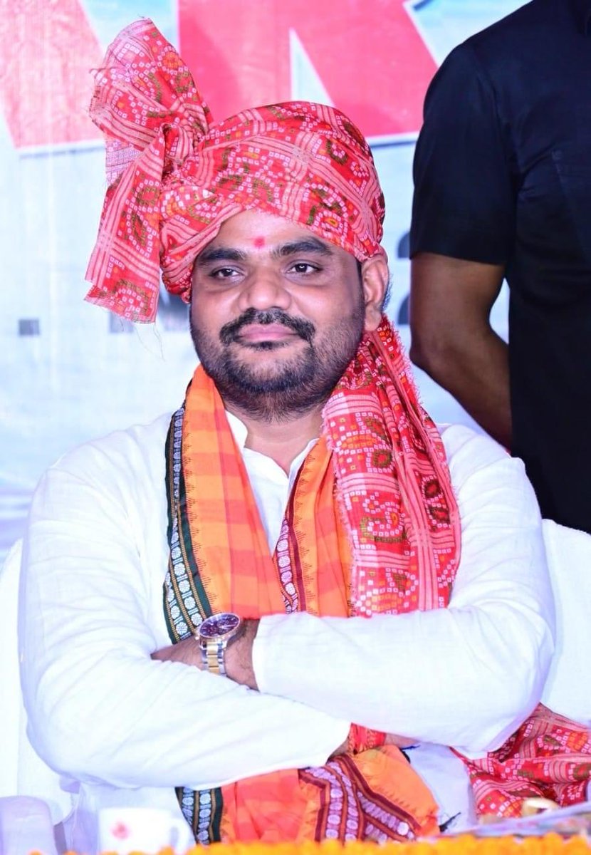 ଜନ୍ମଦିନର ଅନେକ ଅନେକ ଶୁଭେଚ୍ଛା ଓ ଅଭିନନ୍ଦନ ଭାଇ ତଥା ମାନ୍ୟବର ଶିଳ୍ପ, ଦକ୍ଷତା ବିକାଶ ଓ ବୈଷୟିକ ଶିକ୍ଷା ମନ୍ତ୍ରୀ ଶ୍ରୀ Sampad Swain 🙏❤️💐🎂👑💖
ମହାପ୍ରଭୁ ଜଗନ୍ନାଥ ସବୁବେଳେ ଏମିତି ଆଶୀର୍ବାଦ ଦିଅନ୍ତୁ ଏବଂ ସେ ସବୁବେଳେ ଲୋକଙ୍କ ପାଇଁ ଏମିତି ନେତୃତ୍ୱ ନିଅନ୍ତୁ 🙏

Happy Birthday Bhaijaan ❤️