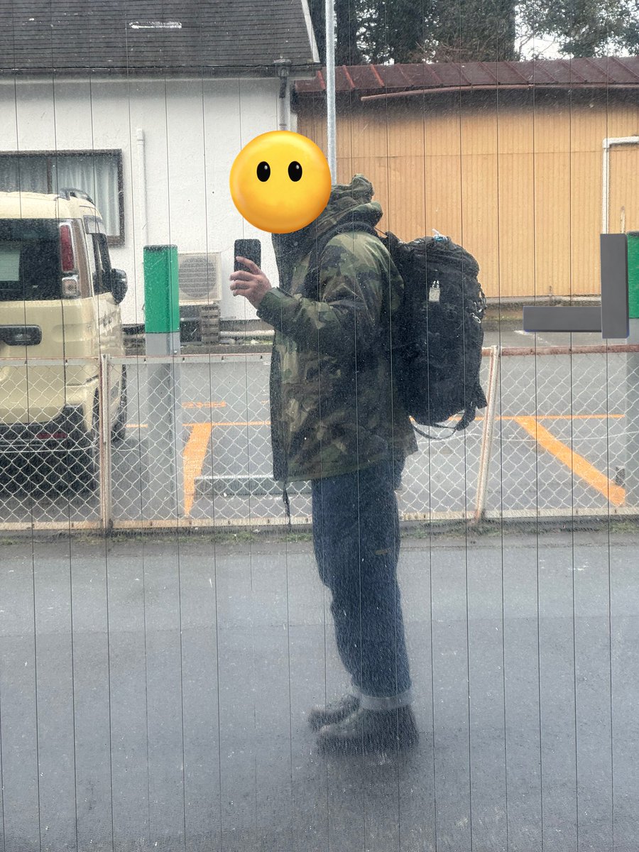 LII00604165's tweet photo. 3連休も終わりですね。
ずっとお留守番になっていた、ダナーマウンテンライト2？を久々に履きました。
ダナーライトとサイズは同じ筈なんですけど、踵が若干ぷかぷかして靴擦れに。

タンの切れ込みに紐を通すと改善すると聞いたので挑戦中ですが、皆さんはどうされてますか？

#DANNER 
#ダナー https://t.co/wF800okZJC