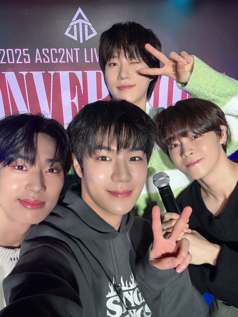 asc2ntbr's tweet photo. [🐿️🐺🐱🦊] 12.01.25 - TWT JP.

"O último dia do feriado prolongado com um clima bom ☀️
Vamos nos divertir juntos com o ASC2NT 🎶."

#어센트 #アセント https://t.co/SQJBwkL6mX