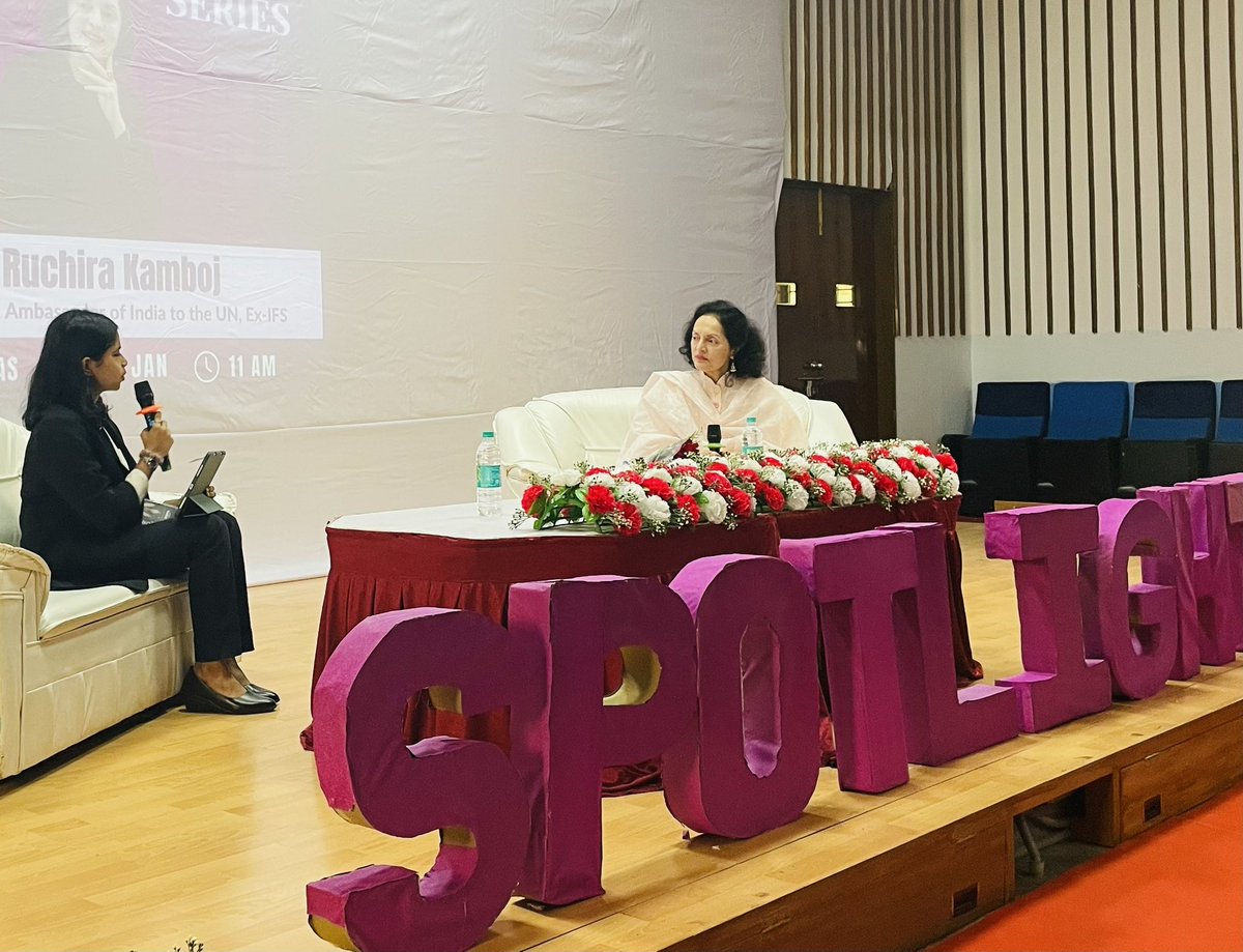 ruchirakamboj's tweet photo. Such a pleasure interacting with you, IIT Chennai! As expected, inquisitive minds 😊 https://t.co/tbhutUinuC
