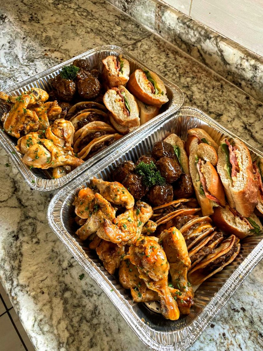 stella_anga's tweet photo. Hey guys! I'm currently taking orders for platters. They include: 
*Mini BLT baguette sandwiches 
*Cheeseburger tortillas
*Cheese stuffed meatballs
*Portuguese styled chicken wings &amp; drumsticks
*Bacon Mac &amp; Cheese or Seafood pasta dish 🫴🏾 https://t.co/6ZczbZQoUS
