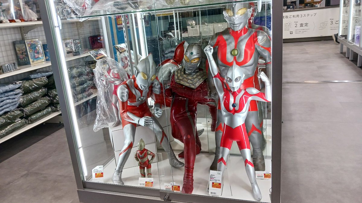 lashin_umeda's tweet photo. 【入荷情報】

ウルトラマンシリーズのソフビを
入荷しましたよ～～～～～～🥳

他ではお目にかかれない超プレミア品✨

別館にて展開してます‼
ぜひ大阪梅田店へお立ち寄りくださいっっ https://t.co/o38UDcCNp8