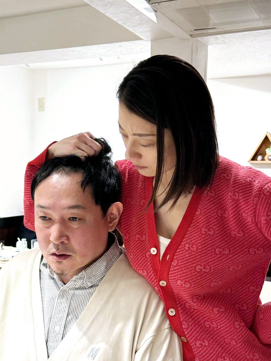 小池栄子におっぱい当てられながら頭皮チェックしてもらえるって、前世