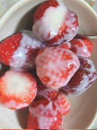 / / Is it bad this is a huge kink for me—