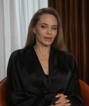 Angelina Jolie explained how her motivation changed over the years
angelinajoliesite.blogspot.com/2025/01/angeli…
#angelinajolie