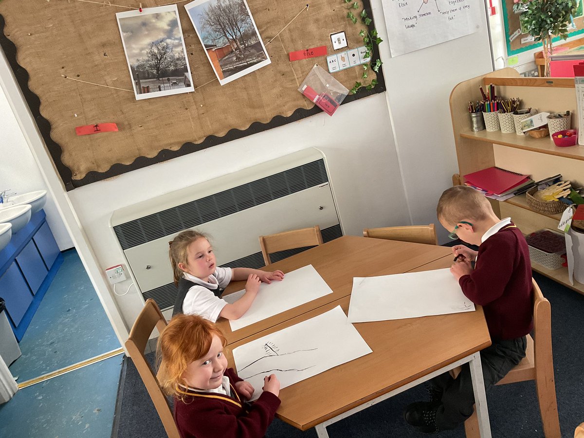 PDA_Rec's tweet image. We have been hard at work making our winter trees! We talked about different drawing techniques along with the appearance of a winter tree. We are all proud of our work😁 #pdaart