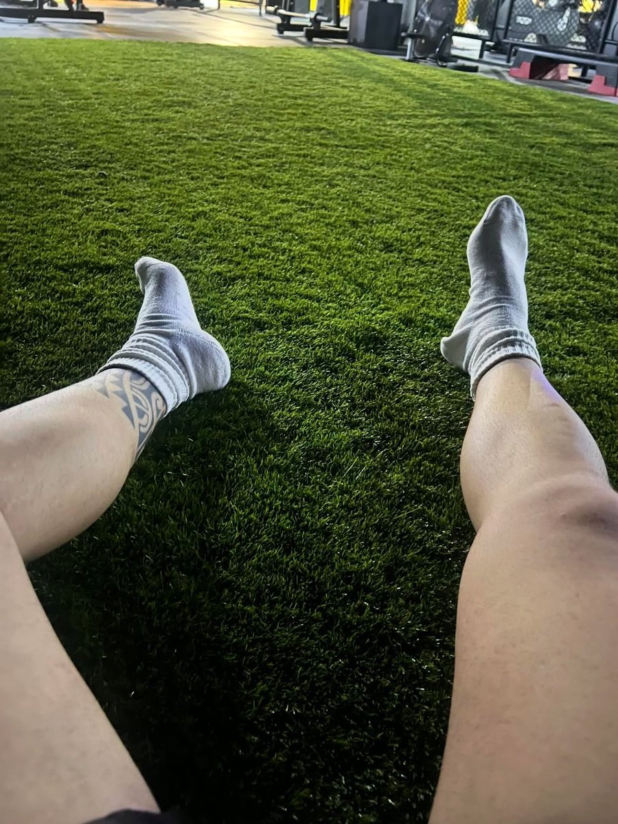 MllAndrea's tweet photo. Il ritorno dopo le feste è una mission impossible🥵 #workout https://t.co/RgFmTMBUbt
