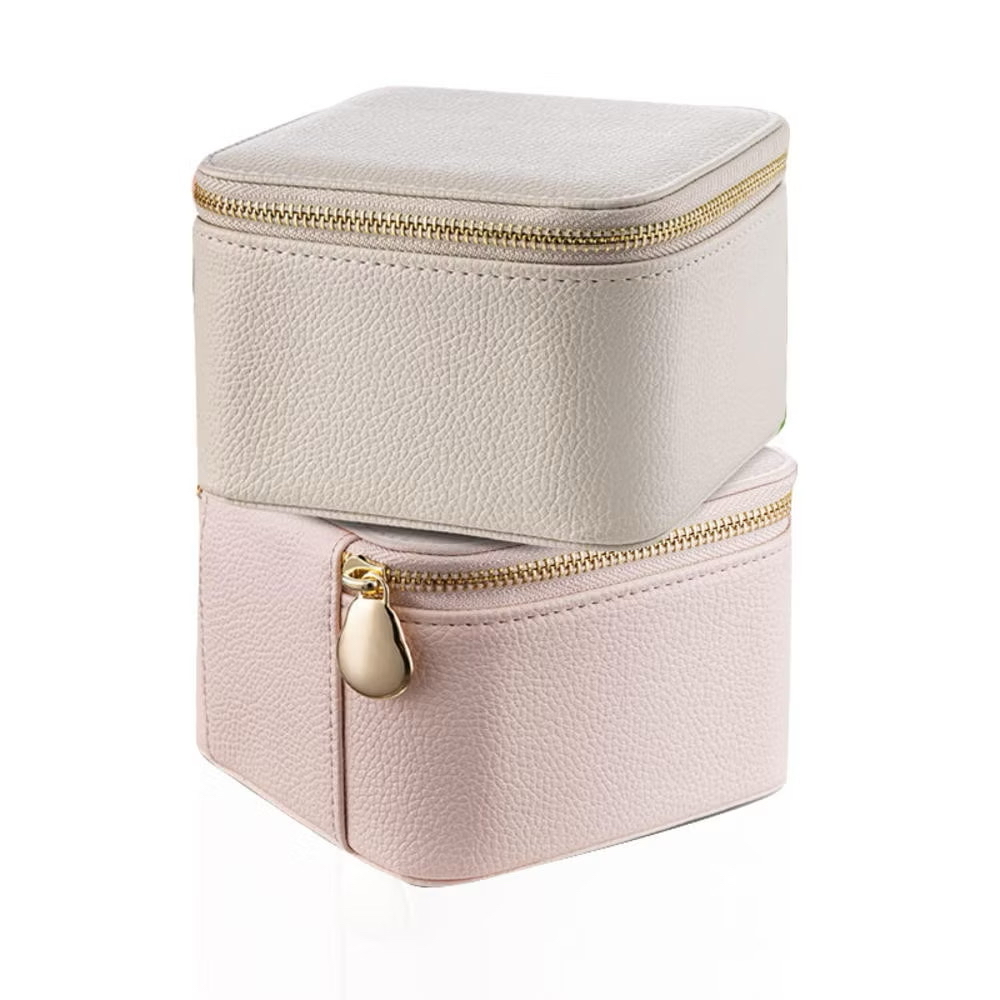 primedealfinds's tweet image. ✨ Keep your jewelry safe and stylish on-the-go with the Travel Jewelry Box for Women! 

🔒 Secure &amp;amp; compact

💖 Ideal for gifts

Double click to shop now via our bio! 🛍️

#cctophotos #PrimeDealFindsPh #JewelryBox #TravelEssentials #JewelryStorage #OrganizedLife #GiftIdeas