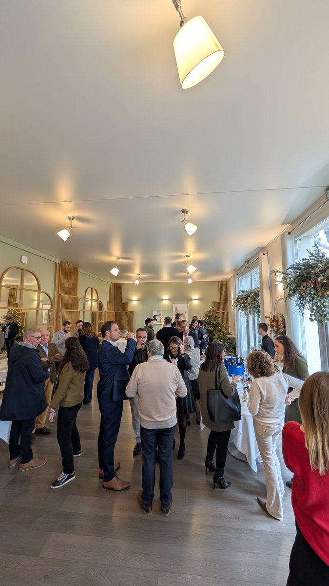 rambierimmo's tweet photo. Le Vendredi 10 janvier dernier, les équipes du Groupe Rambier Immobilier et des Domaines Jean-Pierre Rambier se sont réunies dans un cadre d’exception : La Réserve Rimbaud à Montpellier. 🌿🎉
Un immense bravo à toutes nos équipes. 🌟
#GroupeRambier #DomainesJeanPierreRambier https://t.co/X2G1GXxNKY