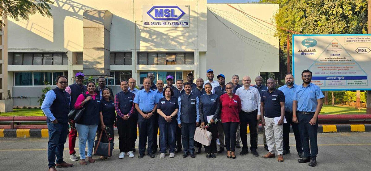 KaizenInstSA's tweet photo. #GoToGemba
The Consultant Meet 2024 took Kaizen Institute members to MSL Driveline, CG Power & Siemens for insightful Gemba visits. 🏭
Thank you to our hosts for sharing their improvement journeys. Together, we drive excellence & growth! 📈
#gemba #kaizen #lean #factoryvisit https://t.co/hPRP9h3gWB