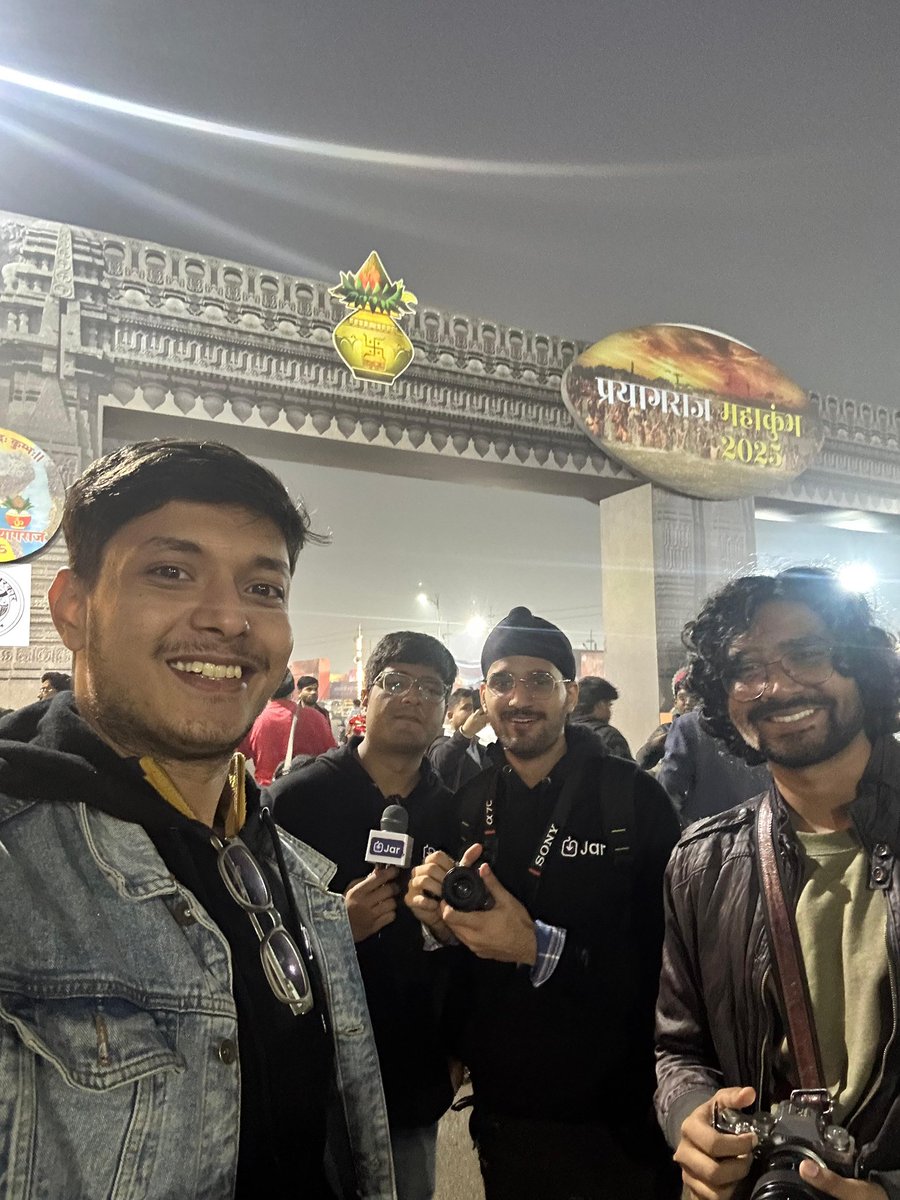 agNishchay's tweet photo. Jar at Maha Kumbh.. :) 

हर डुबकी में छुपा है मोक्ष का रहस्य।'महाकुंभ 2025 की शुभकामनाएं।... https://t.co/0Red8ImTT2