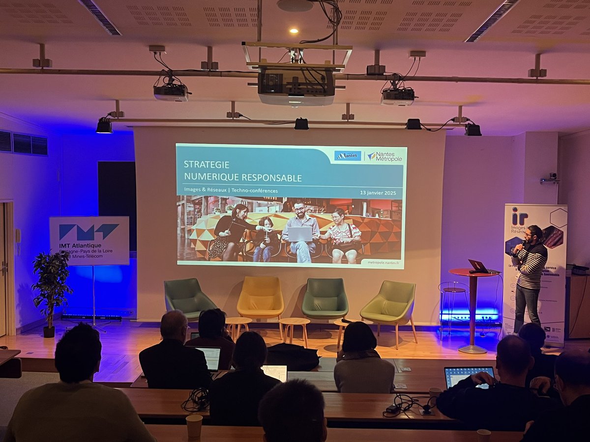 imagesreseaux's tweet image. 🌍💻 Nantes Métropole nous présente sa stratégie de Numérique Responsable à 360° #technoconférence
✅ Environnemental : réduire l’impact des techno’
✅ Social : garantir un numérique inclusif
✅ Économique &amp;amp; Éthique : des engagements durables et responsables🌱✨