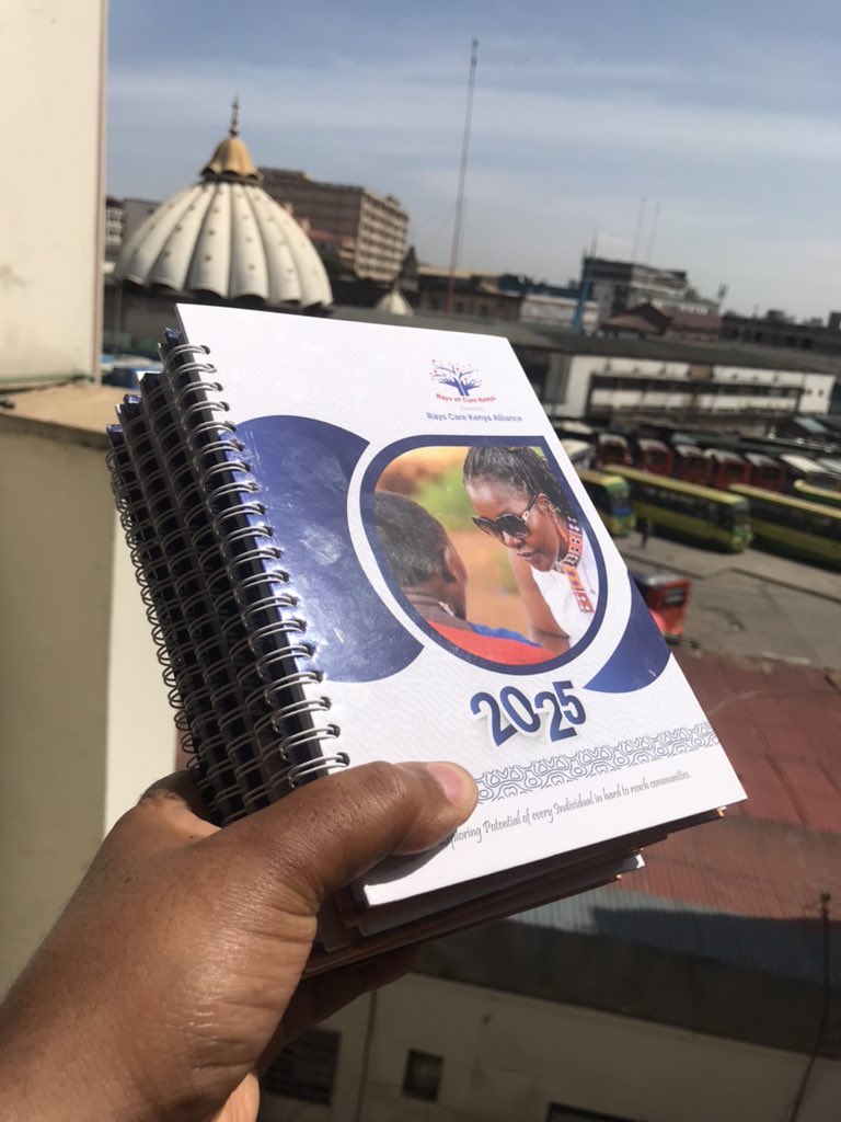 FixitBrands's tweet photo. Notebooks _(A5 size, O-wire binding, 100pgs, hardcover with UV furnish

🏠 Rumwe Farm Co-ops House, 2nd Floor (Opposite Equity Bank Mfangano Street)
Call/WhatsApp: +254(0) 703533902 /702528323
📧 fixitbrands@gmail.com

#graphicdesign #print #branding #brandingshop #marketing https://t.co/EjkVUv6OuZ