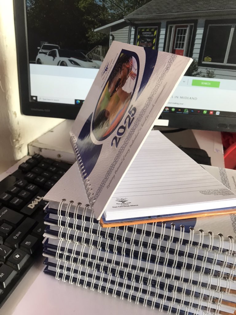 FixitBrands's tweet photo. Notebooks _(A5 size, O-wire binding, 100pgs, hardcover with UV furnish

🏠 Rumwe Farm Co-ops House, 2nd Floor (Opposite Equity Bank Mfangano Street)
Call/WhatsApp: +254(0) 703533902 /702528323
📧 fixitbrands@gmail.com

#graphicdesign #print #branding #brandingshop #marketing https://t.co/EjkVUv6OuZ