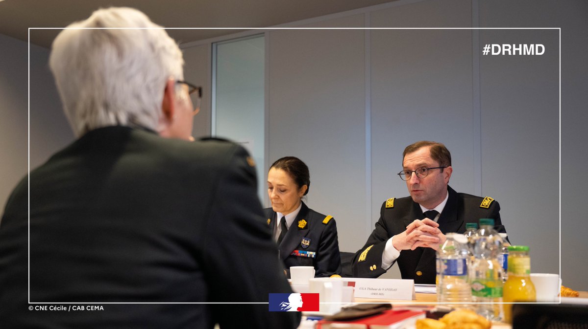 ThibautVanssay's tweet image. #Honneur
🌟 Plaisir et honneur d&apos;accueillir la Générale @CDS_Canada_CEMD au ministère @Armees_Gouv.
🇨🇦🇫🇷 Un riche dialogue entre nos deux nations sur des sujets #RH majeurs pour nos armées :
➡️ Enjeux et leviers de #Fidélisation ministériels, focus sur l&apos;ambition #Fidélisation360