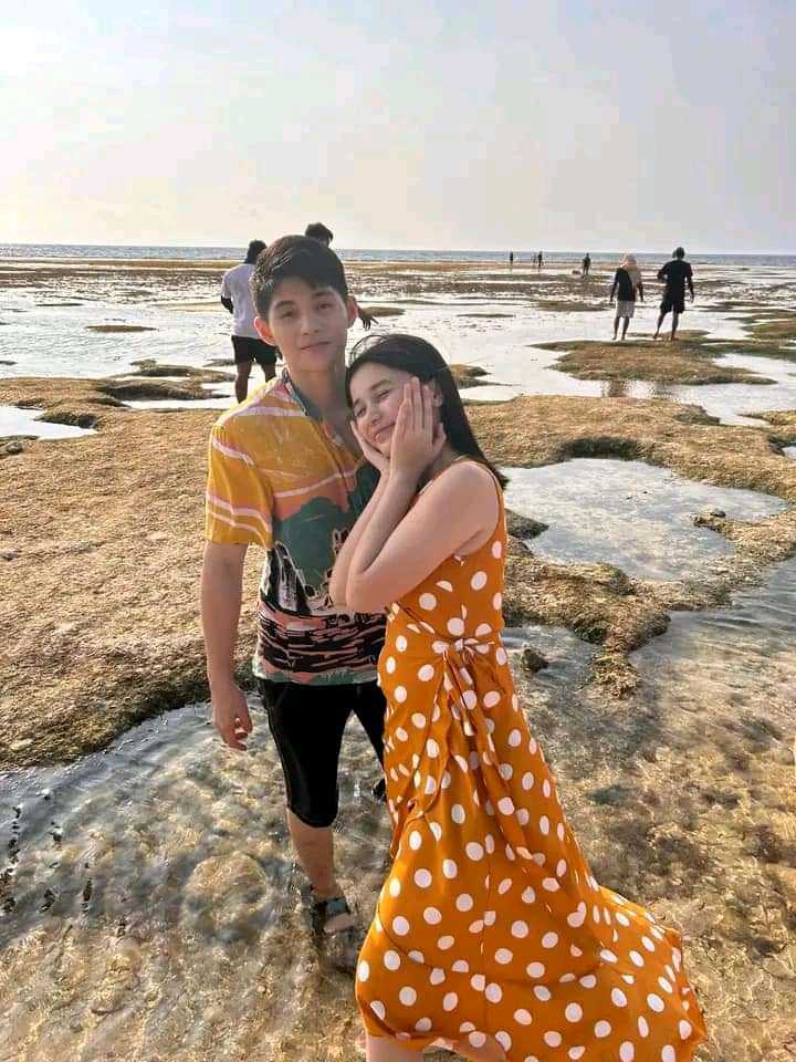 mjquindoza's tweet photo. Kilig kilig nanaman https://t.co/OGzQUIPyvx