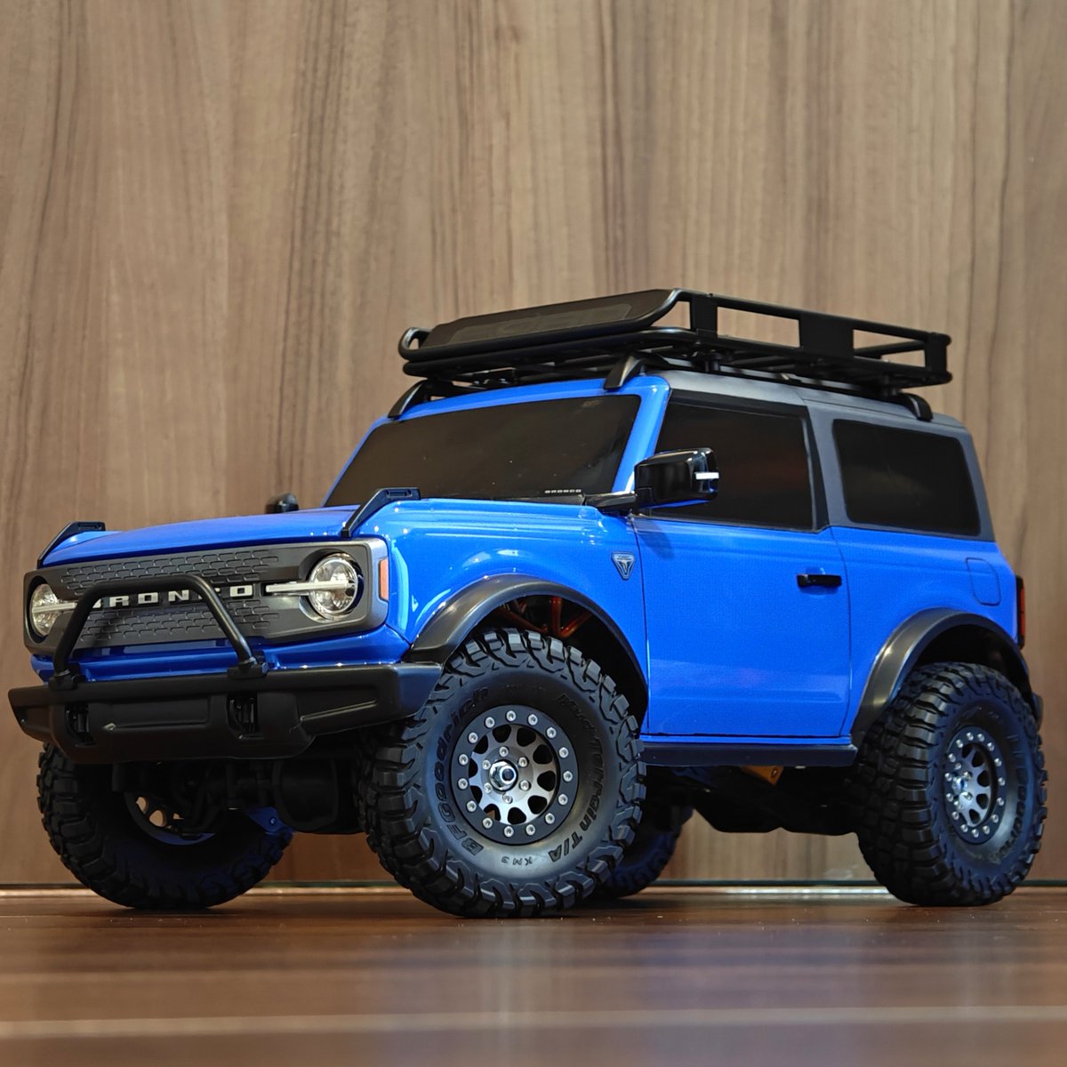 kadono86's tweet image. タミヤ CC-02 ブロンコ
やっとボディ完成です😆
爽やかブルーでカッコイイじゃない😍

あとはLED工作すればOKだ☺️
ラジコン作るのって楽しいけど大変🤣（笑）

#CC02 #タミヤRC #ブロンコ #ラジコン