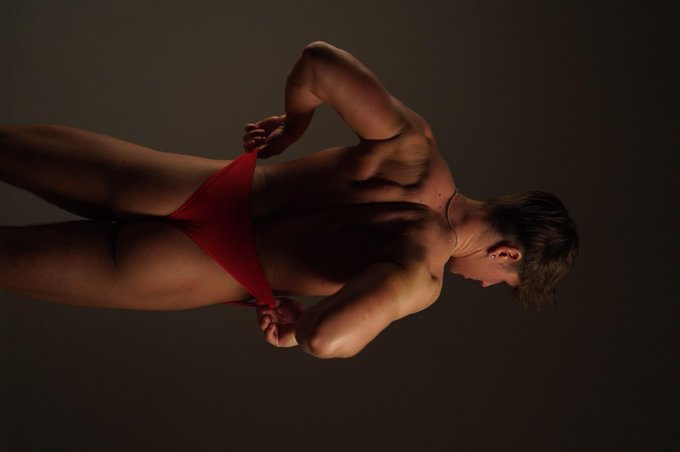 Watch Christian Levine's leaked NSFW photo on TwXstars