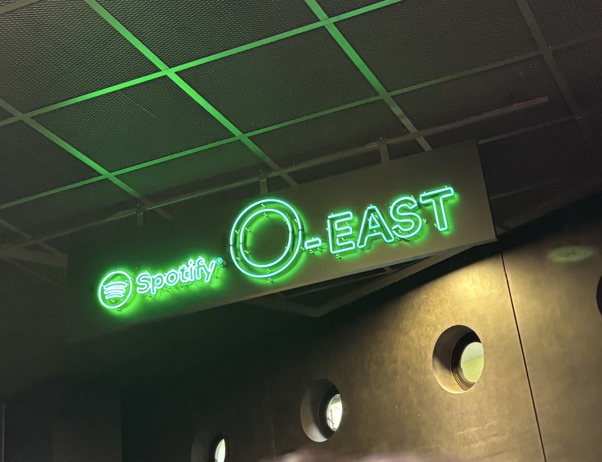 IvoryxBlue's tweet image. SOLDOUT!

今日のセトリはなんだろう
アジカンは初めてライブでみる
対バン楽しみ

#Omoinotake
#MbitProject 
#MbitLive