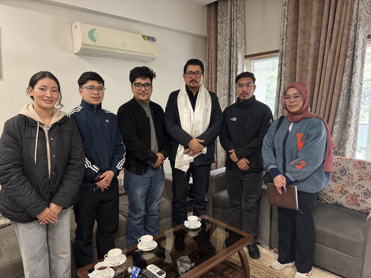 Ladakh Students Welfare Society Delhi (@lswsd) on Twitter photo Meeting with Hon'ble CEC <a href="/tashi_gyalson/">Tashi Gyalson</a> at Ladakh Bhawan
On January 12, 2025, LSWSD executive members met with Chief Executive Councillor Tashi Gyalson at Ladakh Bhawan. He assured them of his support in addressing their concerns and improving assistance for students. Meeting with Hon'ble CEC <a href="/tashi_gyalson/">Tashi Gyalson</a> at Ladakh Bhawan
On January 12, 2025, LSWSD executive members met with Chief Executive Councillor Tashi Gyalson at Ladakh Bhawan. He assured them of his support in addressing their concerns and improving assistance for students.